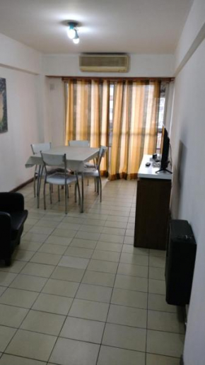 Departamento 2 Dormitorios muy bien ubicado, Corrientes 1855 ambiente familiar